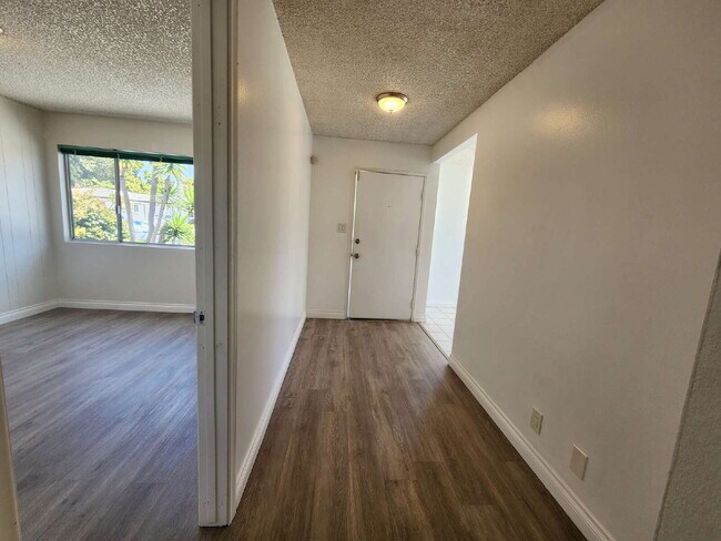 Building Photo - Costa Serena 55+.  3 Bedrooms/2 full baths