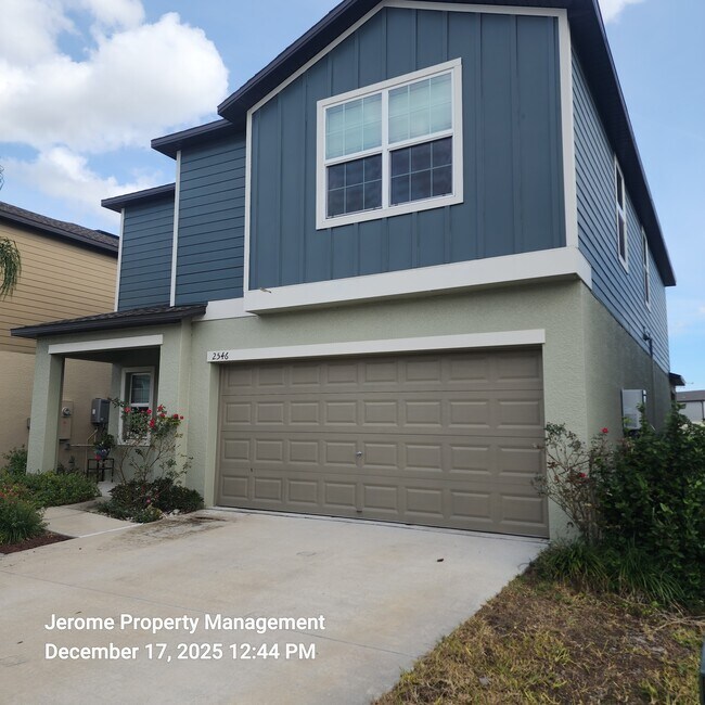 Building Photo - 2546 Leonia Ln