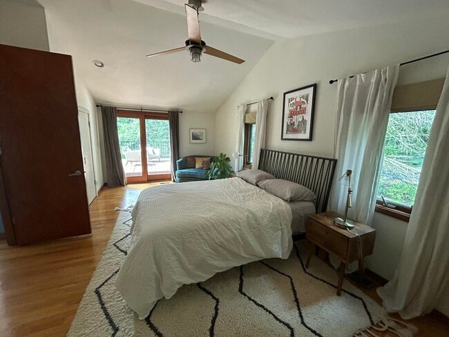 Building Photo - 956 Pratt Ridge Ct