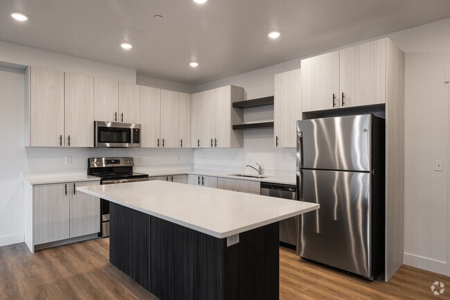 Interior Photo - Wall and 17th Affordable