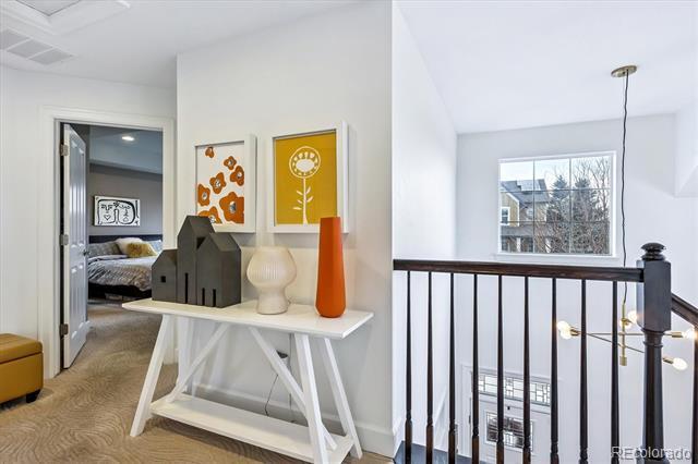 Building Photo - 3496 Ulster St