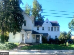 Building Photo - 915 Stone Rd
