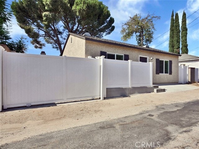 Building Photo - 8828 Chimineas Ave