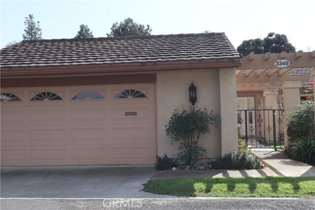 Primary Photo - 3349 Bahia Blanca E