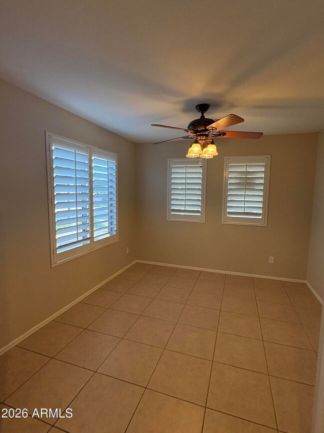 Building Photo - 4086 E Maplewood St