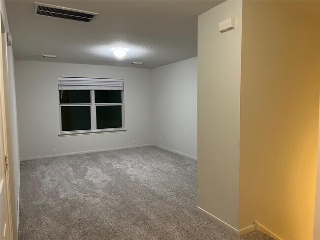 Building Photo - 17311 Stone Peaks Dr