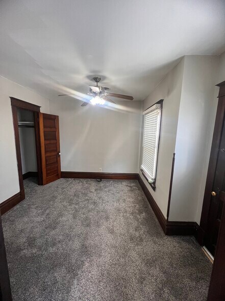 Bedroom - 2142 Clarence Ave
