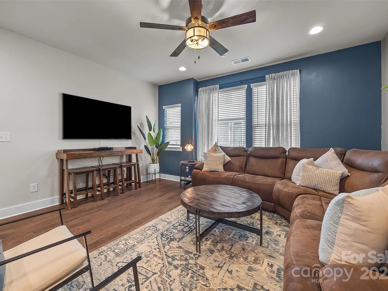 Building Photo - 4127 Bryant Terraces Dr