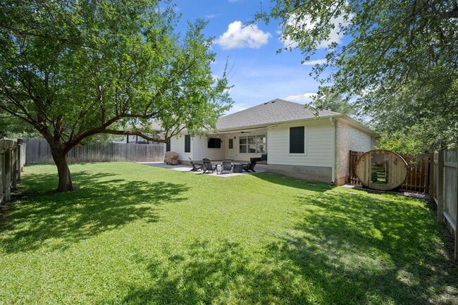 Building Photo - 2405 Tumbling River Dr