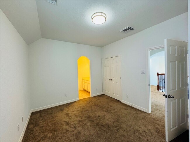 Building Photo - 3106 Mossy Trail Ln