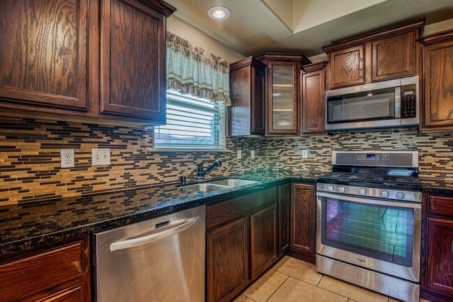 Building Photo - Beautiful Corner lot House