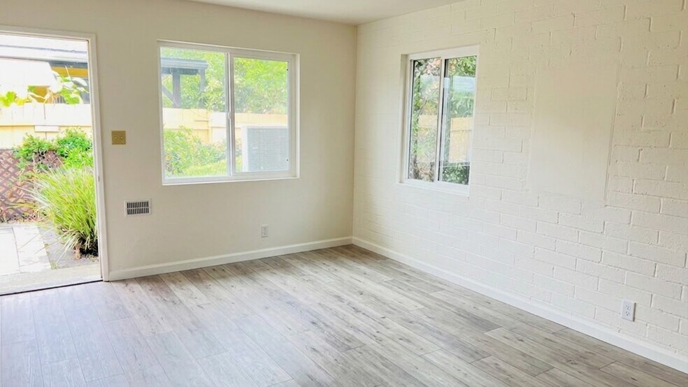 Building Photo - 4247 S Centinela Ave