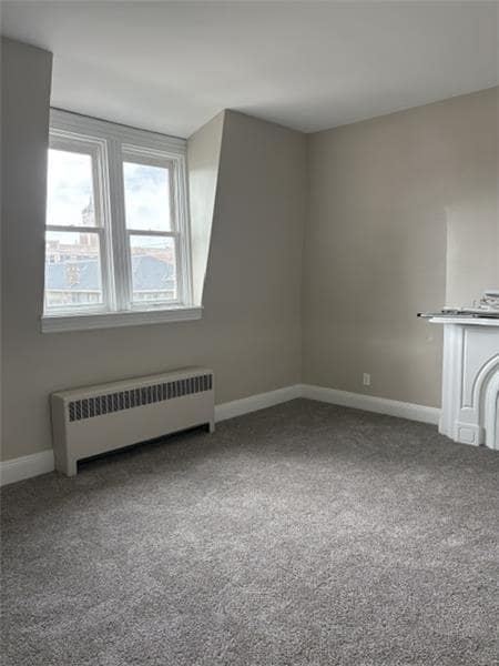 Building Photo - 835 York St