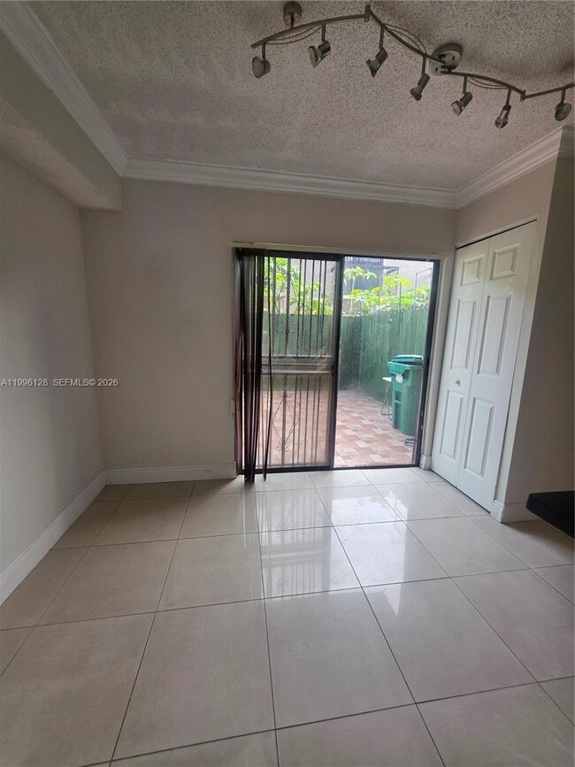 Building Photo - 1811 SW 107th Ave