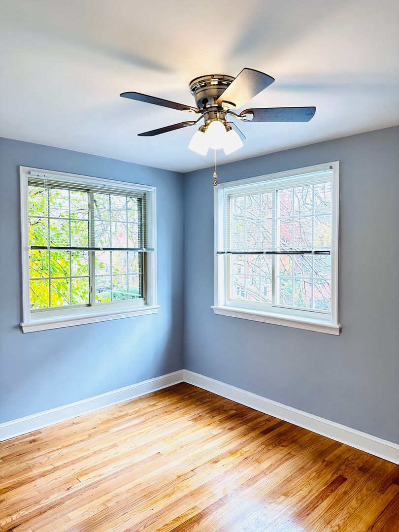 Building Photo - 8804 Bradford Rd