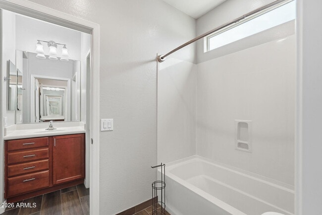 Building Photo - 3546 E Ivanhoe St