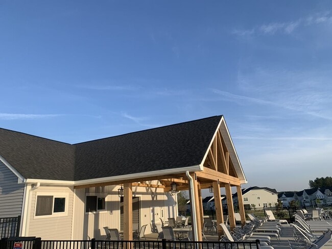 Building Photo - 303 Aster Bloom Ln