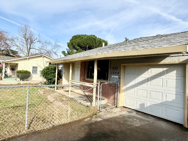 Building Photo - 2840 Belden St