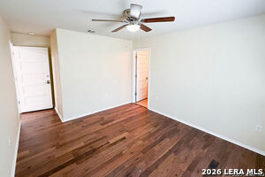 Building Photo - 220 Hansford St