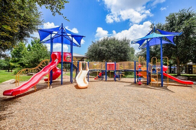 Building Photo - 28426 Rolling Ridge Dr