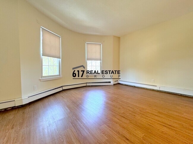 Building Photo - 58 S Huntington Ave