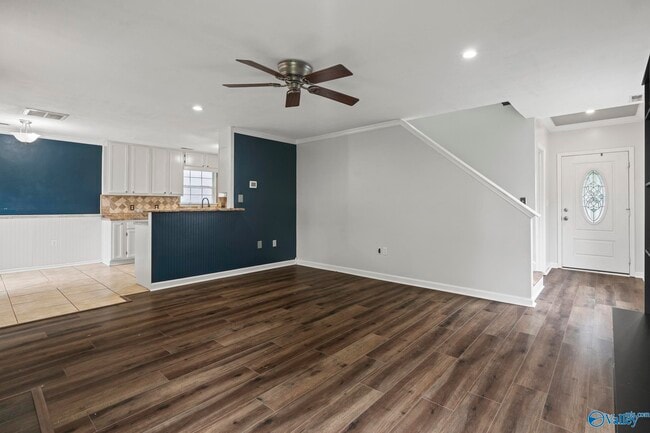 Building Photo - 152 Liberty Dr