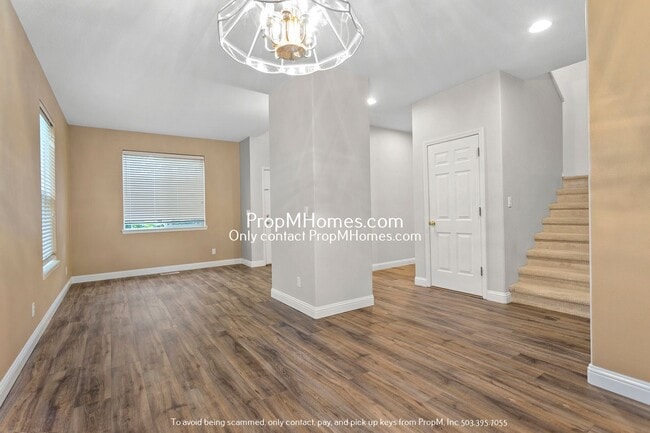 Building Photo - Spacious Five Bedroom Home in Progress Ridge!