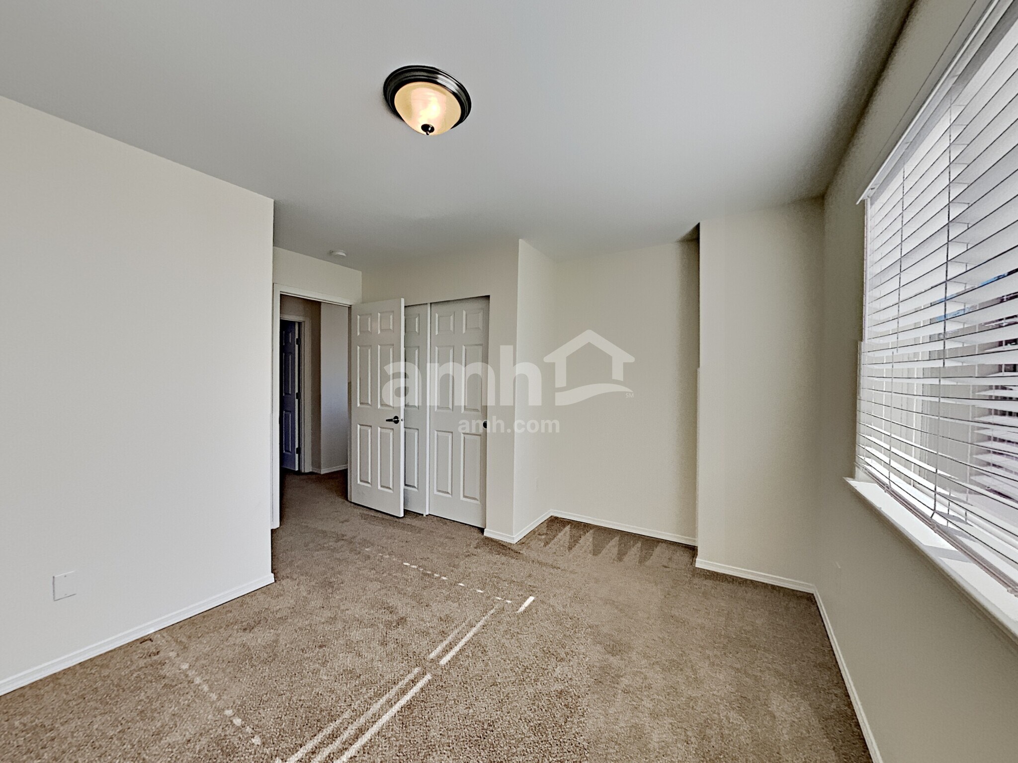 Building Photo - 18114 17th Ave Ct E