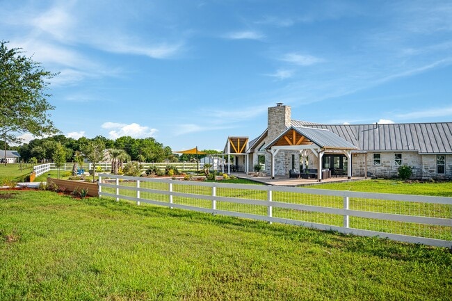 Building Photo - 2644 Linda Ln