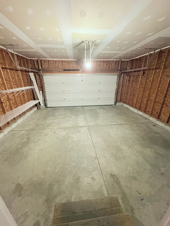 Building Photo - Charming 3 beds 2.5 bath in Blacklick!