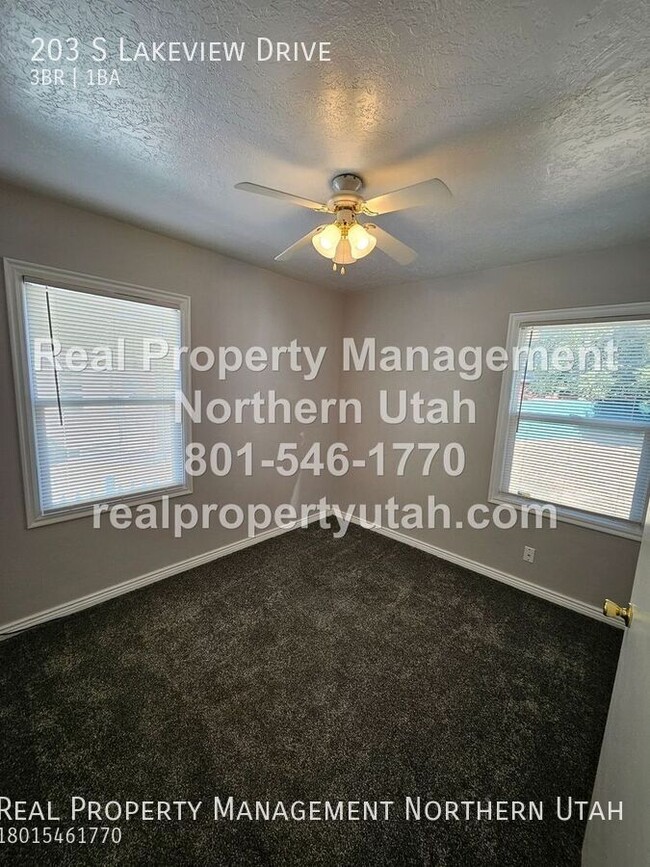 Building Photo - Darling 3 Bedroom Home in Clearfield Now A...