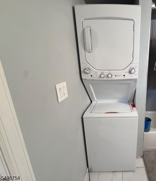 Building Photo - 126 Riverside Ave