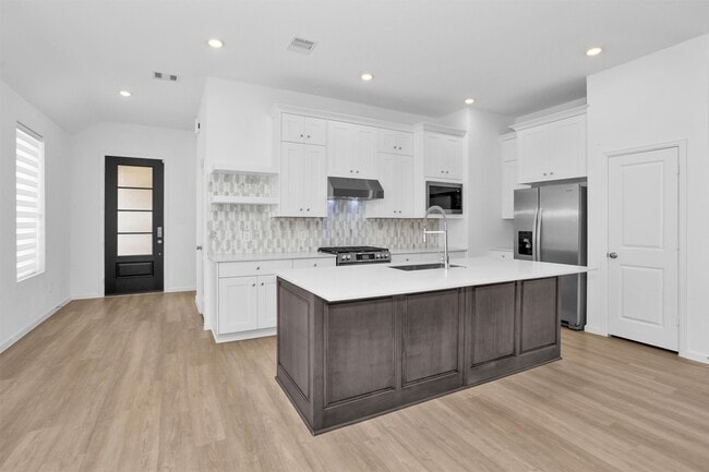 Building Photo - 15619 Rising Wren Ct