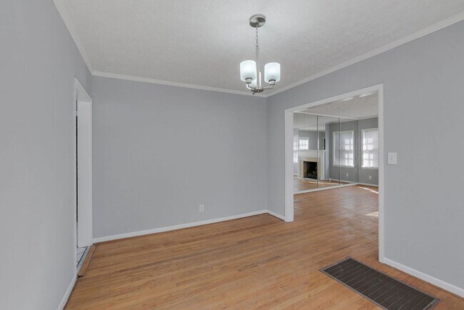Building Photo - NOW ACCEPTING CITY OF ATLANTA 3-BEDROOM HOUSING VOUCHERS.