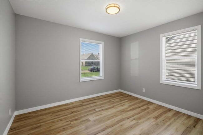 Building Photo - 4318 Spann Ave