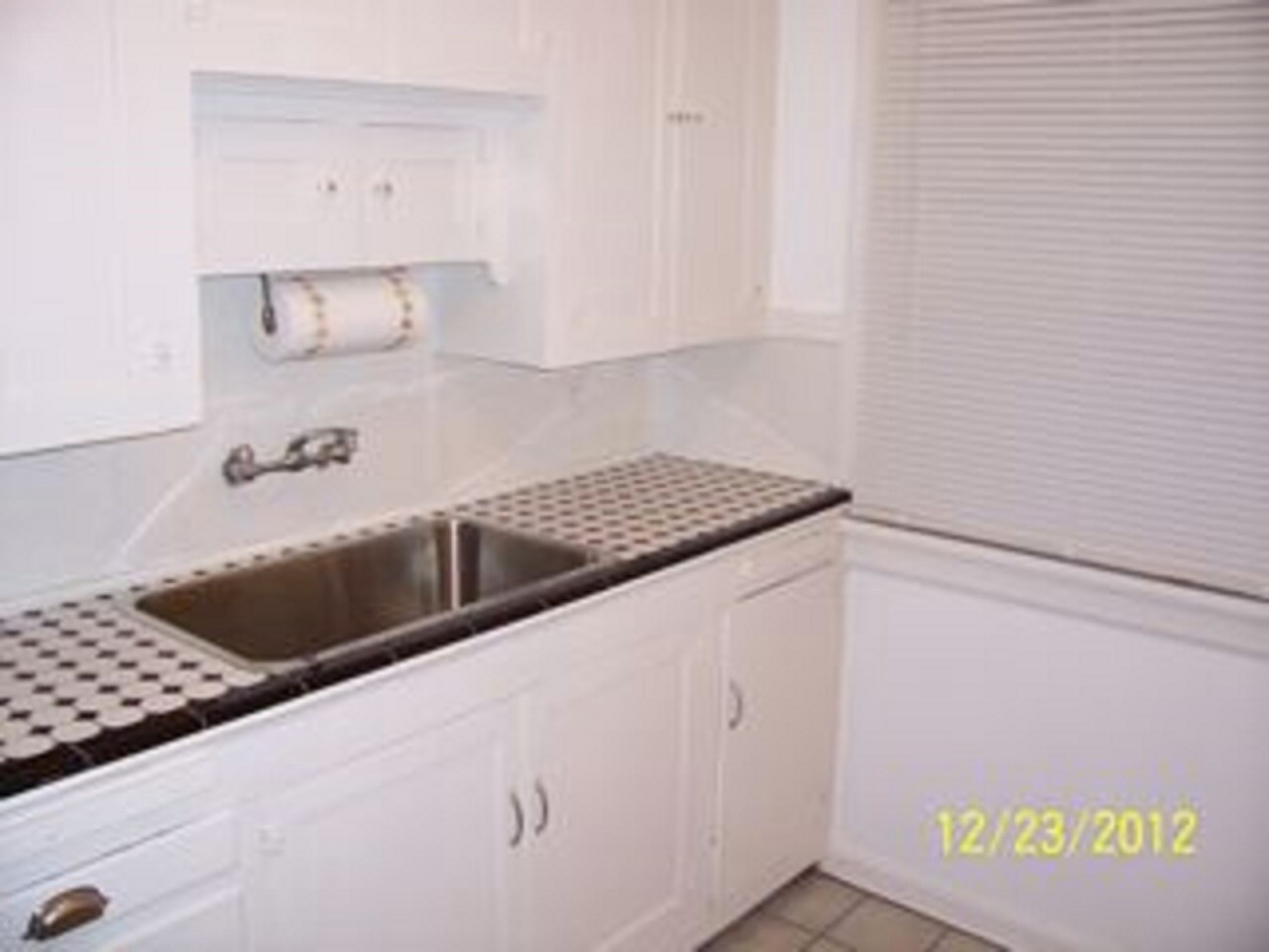kitchen - 1110 S 900 E