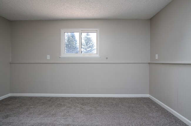 Building Photo - 1409 Orchid Ct