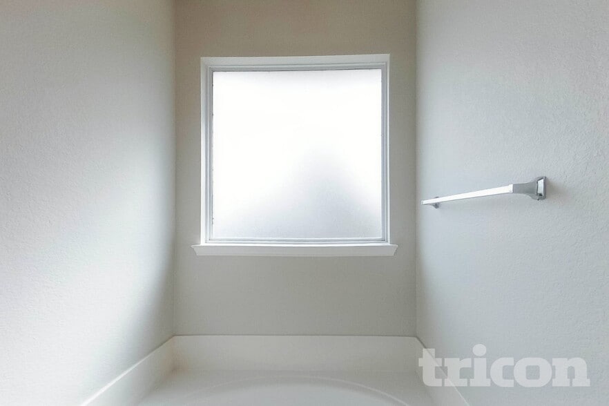 Building Photo - 13124 Settlers Trail