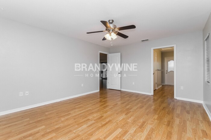 Building Photo - 12497 Harper St