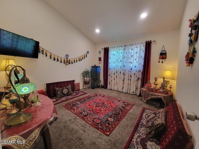 Building Photo - 1318 Ramona Dr