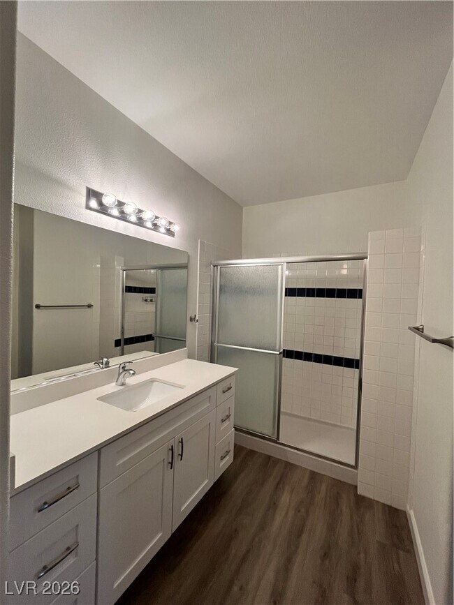 Building Photo - 1500 Cardinal Peak Ln