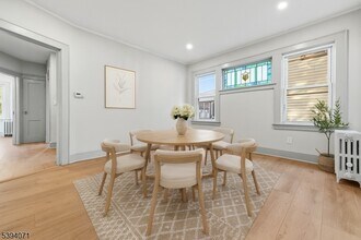 Building Photo - 28 State St