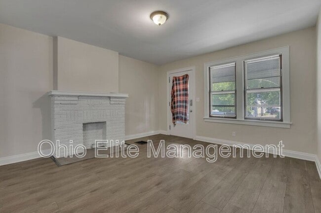 Building Photo - 43 N Chase Ave