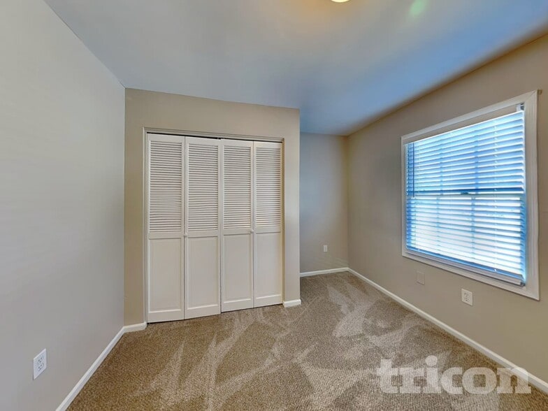 Building Photo - 1439 Leafwood Ct