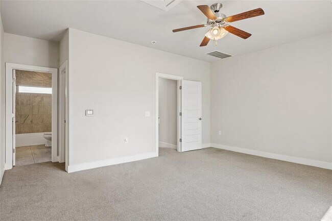 Building Photo - 12218 Cottage Promenade Ct