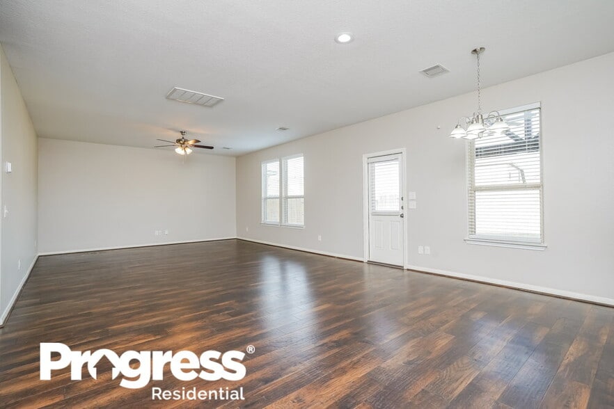 Building Photo - 19606 Trent Creek Dr