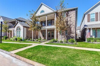 Building Photo - 18206 Lake Eagle Dr