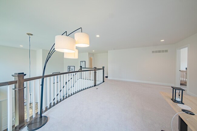Building Photo - 3081 N Spurway Dr