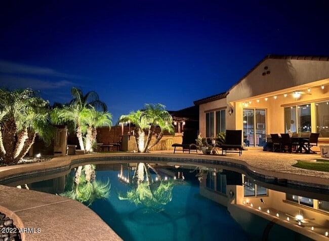 Building Photo - 19350 W Oregon Ave