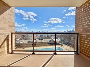 Building Photo - 9060 PALISADE Ave